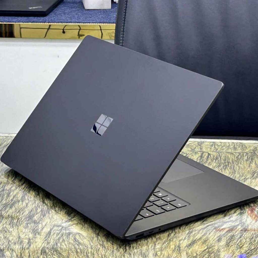 Microsoft Surface Laptop 4 Core i5 11th Gen 16gb ram 2565gb ssd