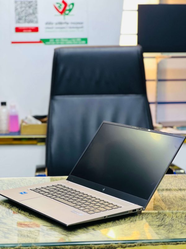 HP Zbook Studio G8 Core i7 11th gen 32GB