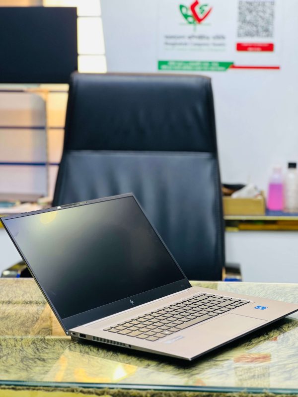 HP Zbook Studio G8 Core i7 11th gen